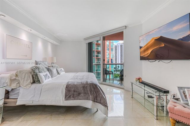 3370 Hidden Bay Dr 1207, Aventura, FL 33180