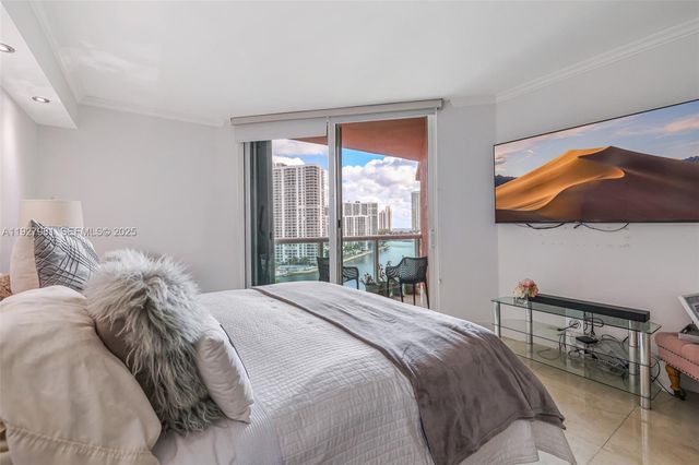 3370 Hidden Bay Dr 1207, Aventura, FL 33180