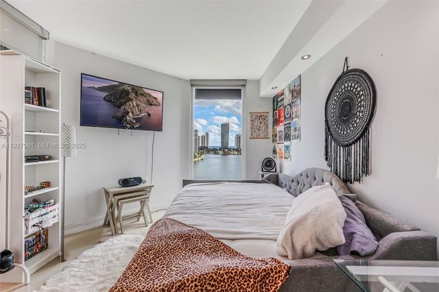 3370 Hidden Bay Dr 1207, Aventura, FL 33180