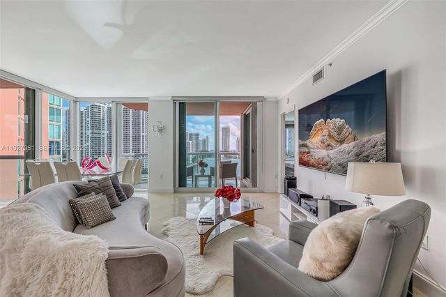 3370 Hidden Bay Dr 1207, Aventura, FL 33180