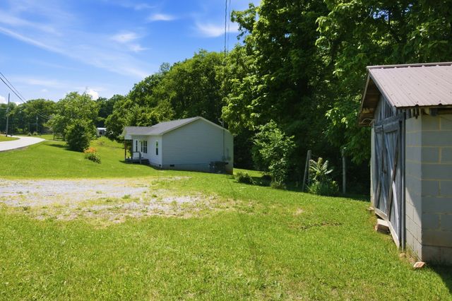 781 Sparta St, Spencer, TN 38585