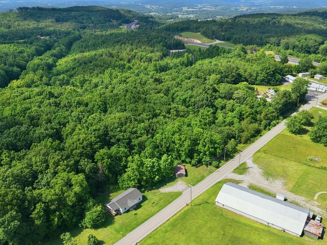 781 Sparta St, Spencer, TN 38585