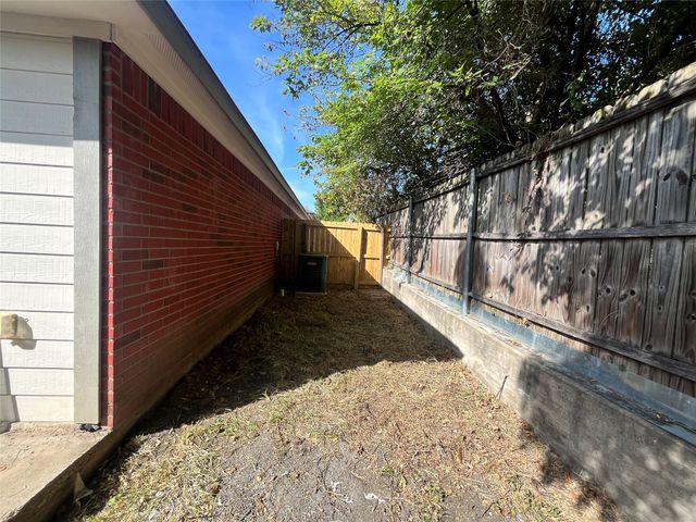 1129 Weston Drive, Garland, TX 75043