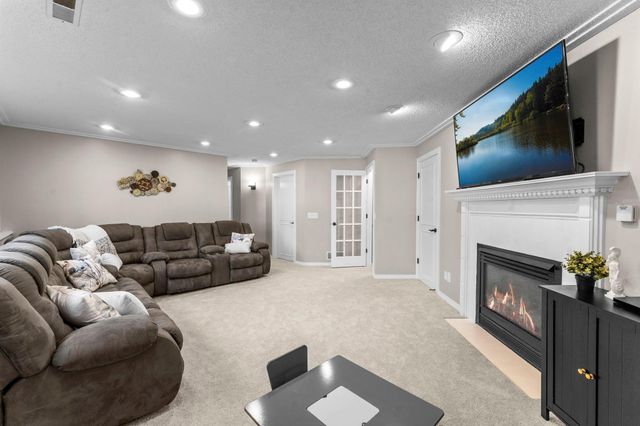 11009 Rhode Island Circle N, Champlin, MN 55316