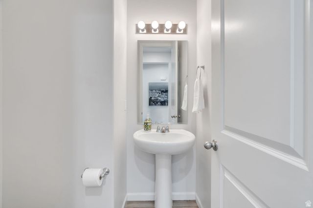 1897 E ROCK HOLLOW RD, Lake Point, UT 84074