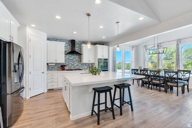 1897 E ROCK HOLLOW RD, Lake Point, UT 84074