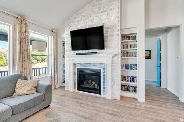 1897 E ROCK HOLLOW RD, Lake Point, UT 84074