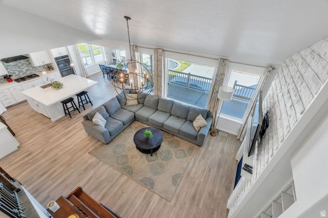 1897 E ROCK HOLLOW RD, Lake Point, UT 84074