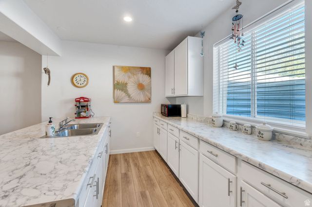 1897 E ROCK HOLLOW RD, Lake Point, UT 84074