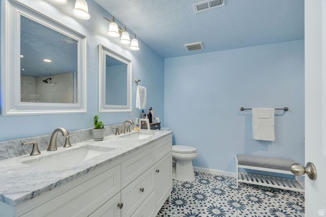 1897 E ROCK HOLLOW RD, Lake Point, UT 84074