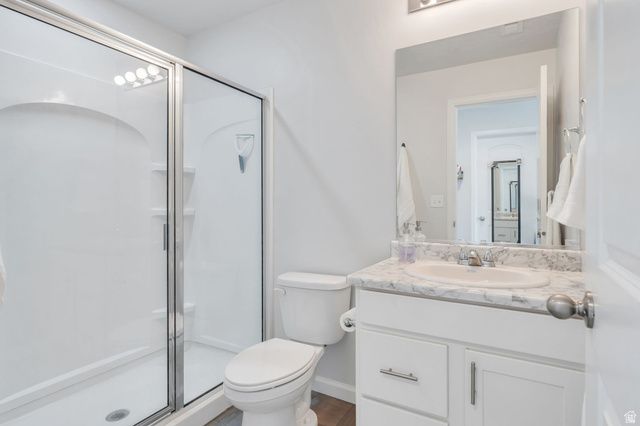 1897 E ROCK HOLLOW RD, Lake Point, UT 84074