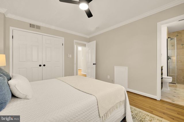 6068 HARDWICK PL, Falls Church, VA 22041