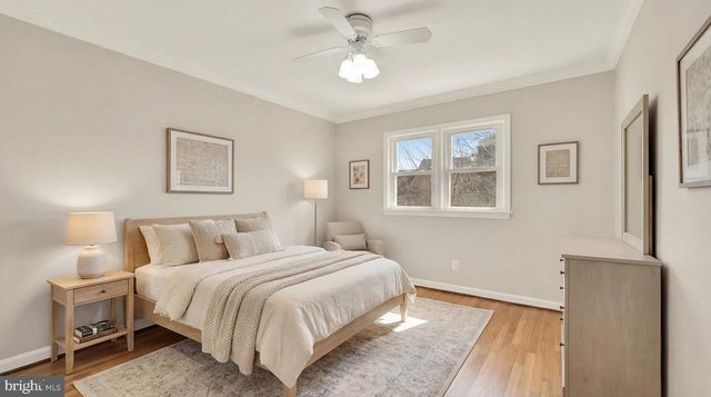 6068 HARDWICK PL, Falls Church, VA 22041