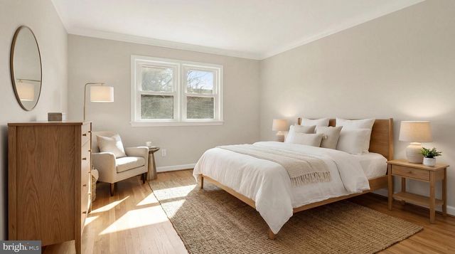 6068 HARDWICK PL, Falls Church, VA 22041