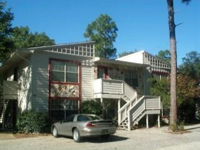 943 Central Avenue C, Fort Walton Beach, FL 32547
