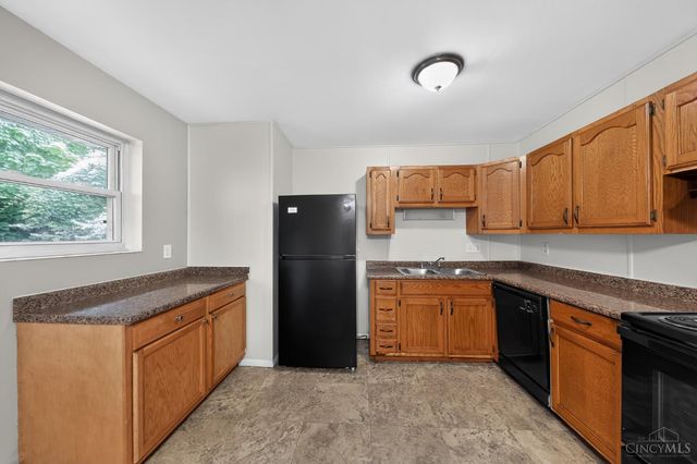 9192 Pippin Road, Colerain Twp, OH 45251