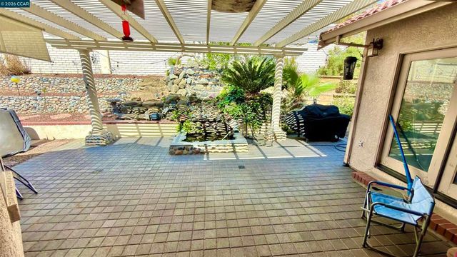 5593 Edgeview Dr, Discovery Bay, CA 94505