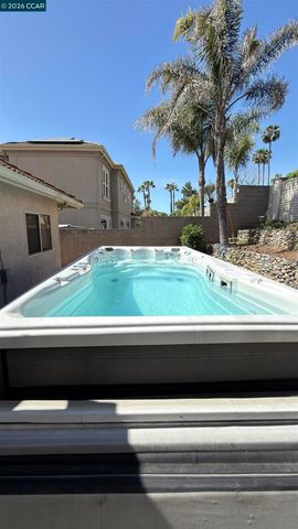 5593 Edgeview Dr, Discovery Bay, CA 94505