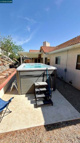 5593 Edgeview Dr, Discovery Bay, CA 94505