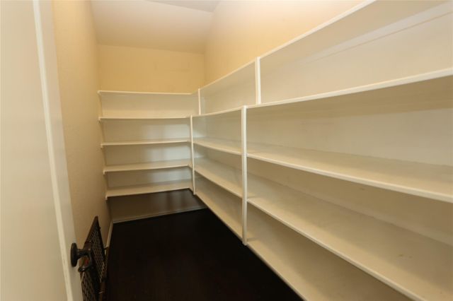 2033 Brodie Lane, Conroe, TX 77301