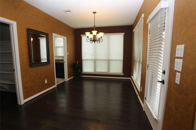 2033 Brodie Lane, Conroe, TX 77301