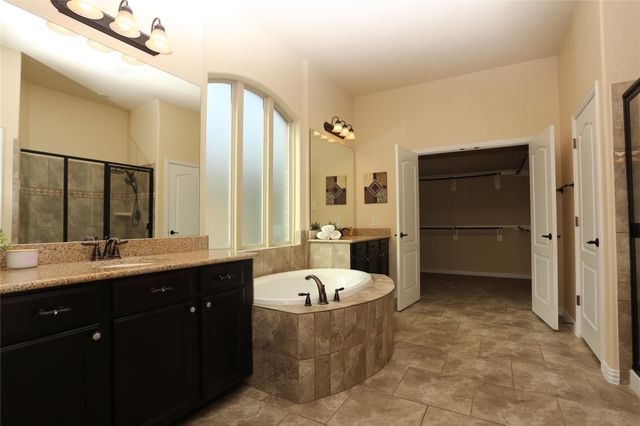 2033 Brodie Lane, Conroe, TX 77301