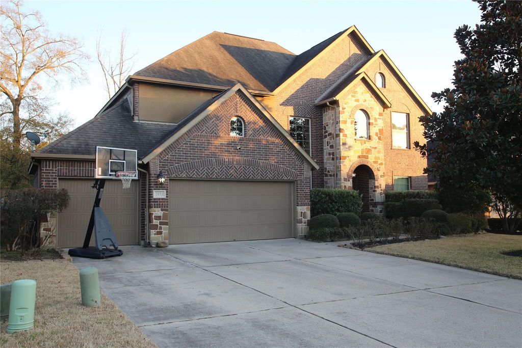 2033 Brodie Lane, Conroe, TX 77301