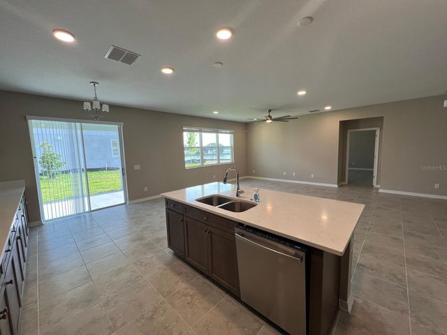 9429 CRESCENT RAY DRIVE, Wesley Chapel, FL 33545