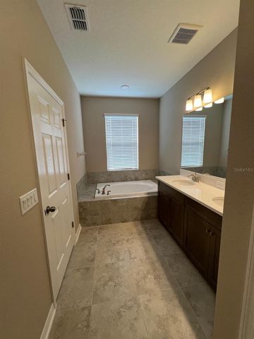 9429 CRESCENT RAY DRIVE, Wesley Chapel, FL 33545