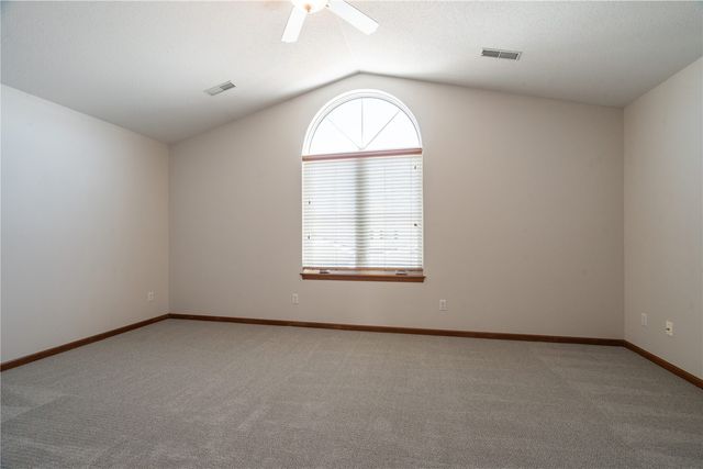 2720 6th Street, Marion, IA 52302