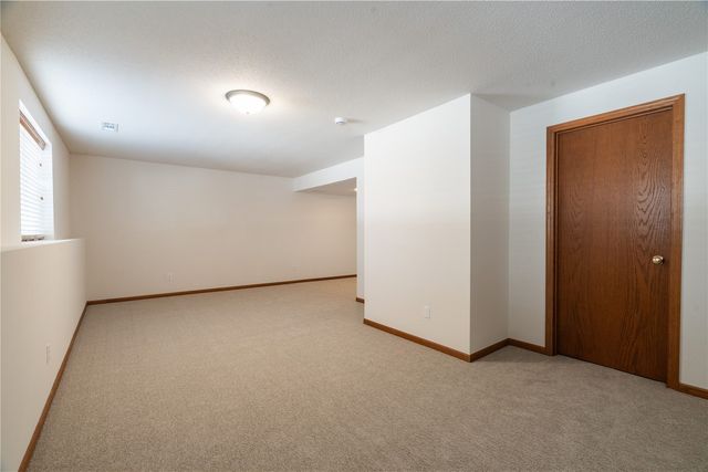 2720 6th Street, Marion, IA 52302