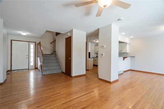 2720 6th Street, Marion, IA 52302