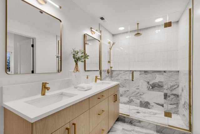 3204 N Kostner Avenue 505, Chicago, IL 60641