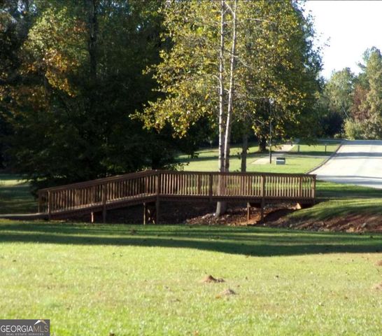 103 Lake Chase Drive S, Griffin, GA 30224