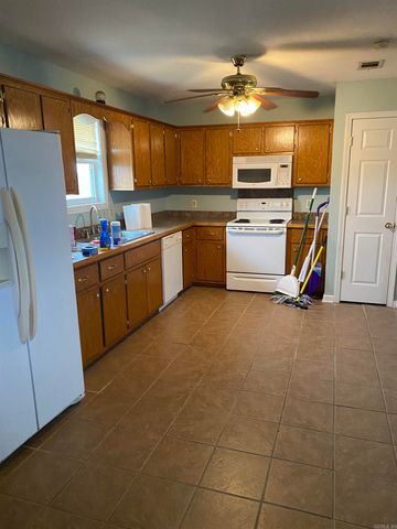 404 Robinson Street, Bay, AR 72411