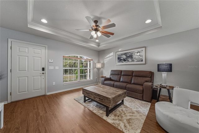 4924 S DOSSEY ROAD, Lakeland, FL 33811