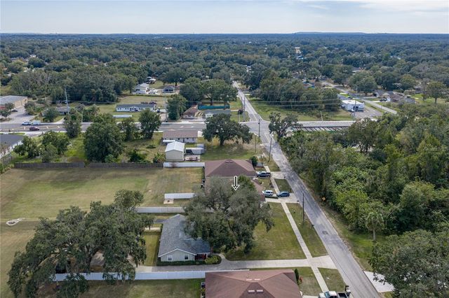 4924 S DOSSEY ROAD, Lakeland, FL 33811