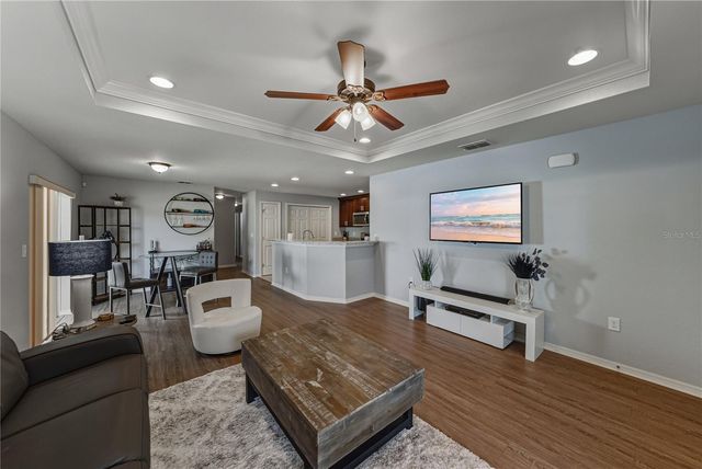 4924 S DOSSEY ROAD, Lakeland, FL 33811