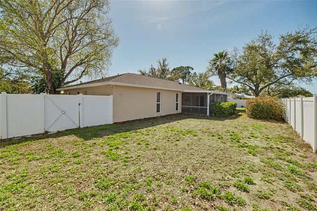 7918 CYPRESS LAKE DRIVE, Sarasota, FL 34243