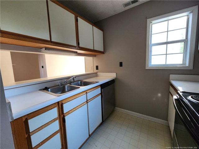 201-8 Waterdown Drive, Fayetteville, NC 28314