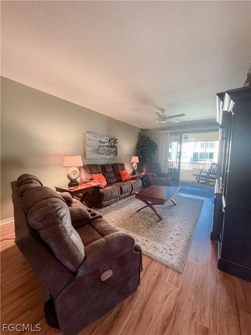 1137 Van Loon Commons CIR 202, Cape Coral, FL 33909