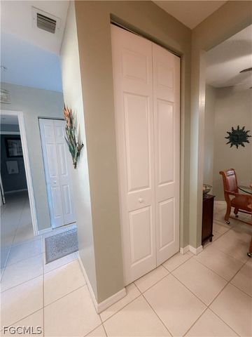 1137 Van Loon Commons CIR 202, Cape Coral, FL 33909