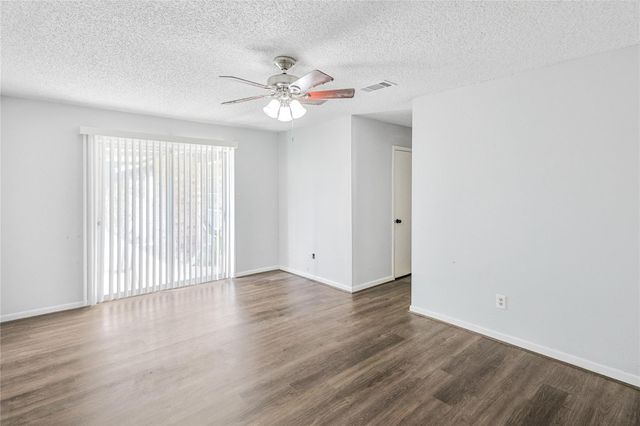 2719 Meadow Lane, Houston, TX 77568