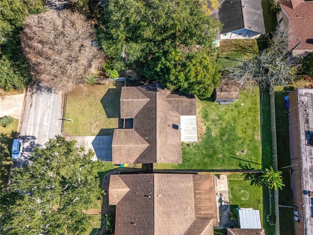 2719 Meadow Lane, Houston, TX 77568