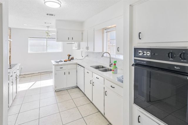 2719 Meadow Lane, Houston, TX 77568