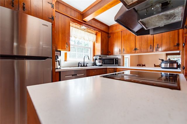 396 Norwood Avenue, Warwick, RI 02888