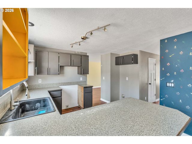 8304 Ne 136TH Ave, Vancouver, WA 98682