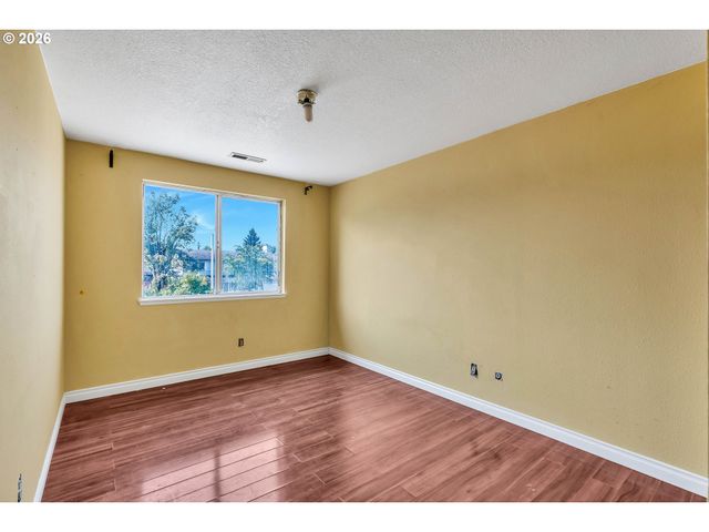 8304 Ne 136TH Ave, Vancouver, WA 98682