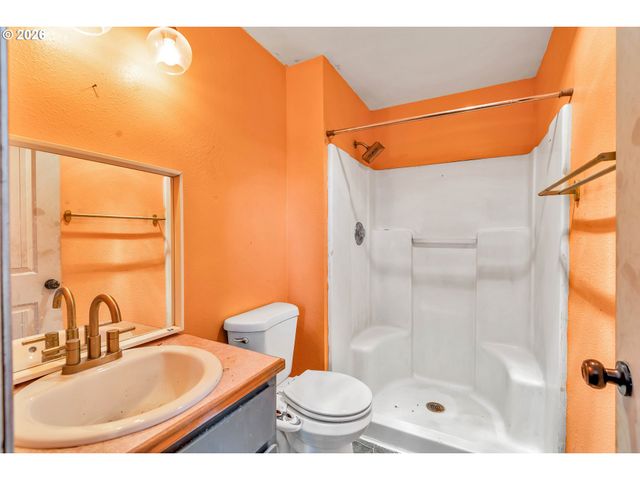 8304 Ne 136TH Ave, Vancouver, WA 98682