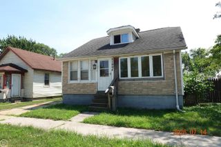 21804 ROSEDALE Street, St Clair Shores, MI 48080